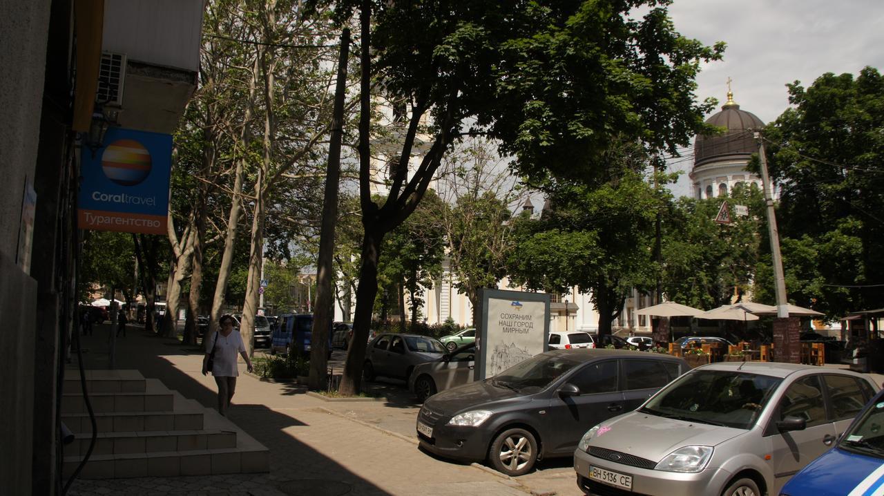 Dream Hostel Odessa Ngoại thất bức ảnh